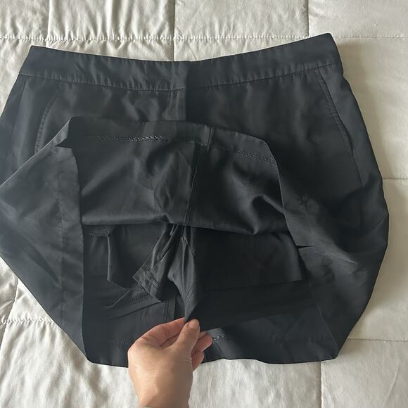 IZOD Womens Golf Tennis Skirt w/ built-in shorts Stretch material SZ 16 SOFT - Picture 6 of 9